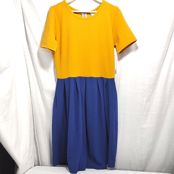 LuLaRoe Dresses & Skirts - Lularoe Amelia Pleated Color Block Pleated Flowy Midi Dress